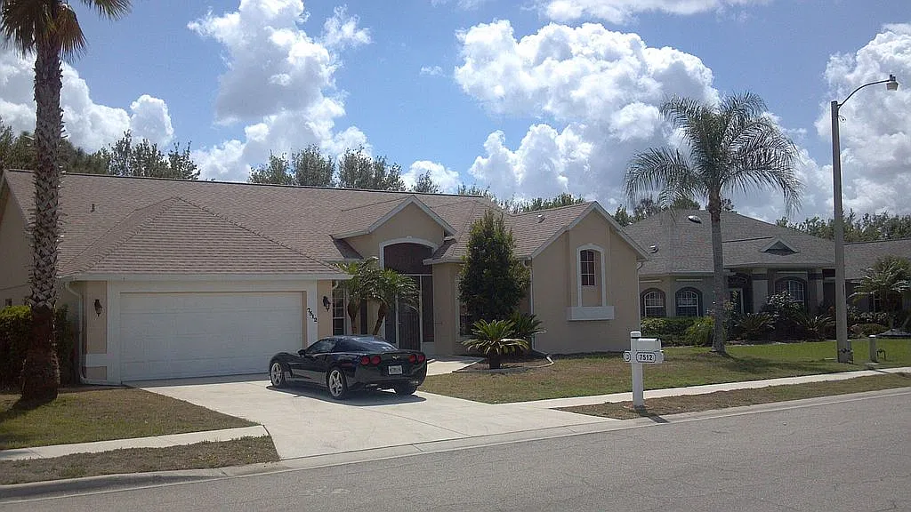 Property main image
