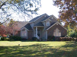 4075 Shallow Creek Dr, Struthers, OH 44471