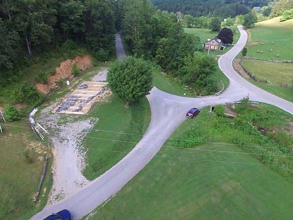 3rd image of 30 Upper Blackwater Rd