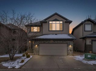 89 N Everhollow Rise SW, Calgary, AB T2Y 0B1