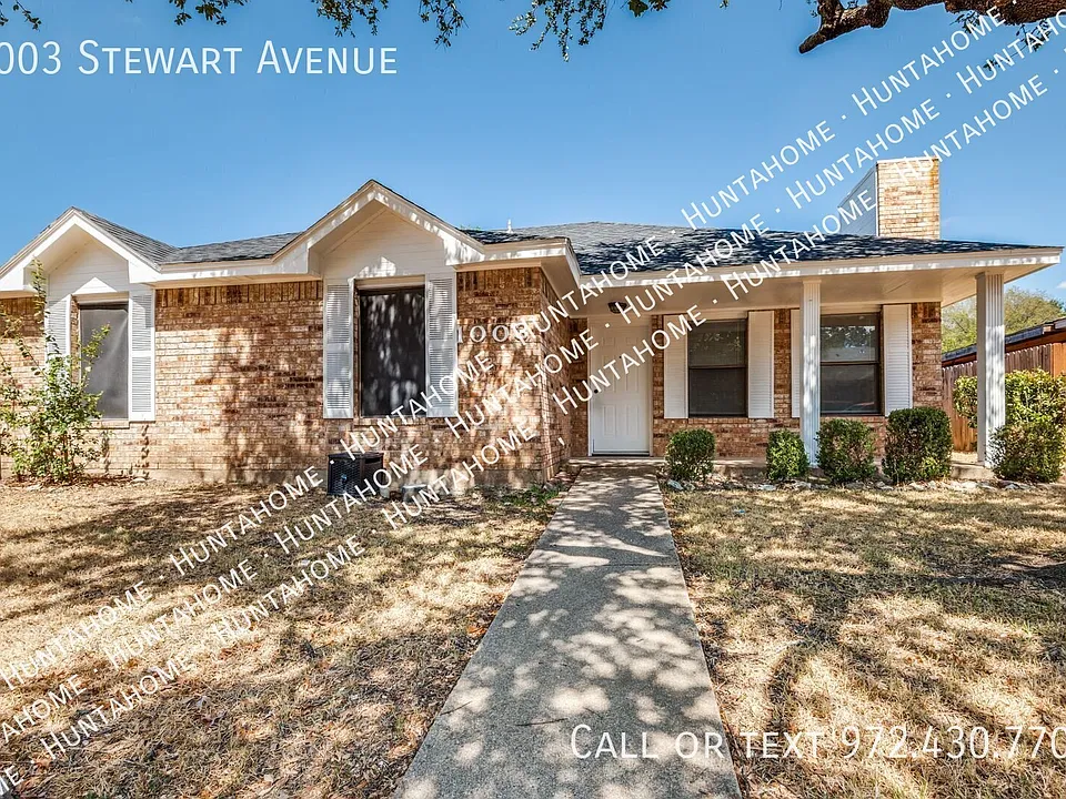 1003 Stewart Ave
