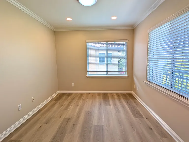 9004 Greenwood Ave — Photo 23