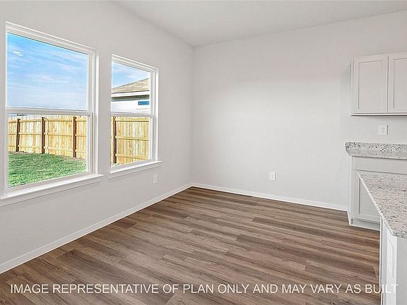 4th image of 936 Coffee Mill Ln