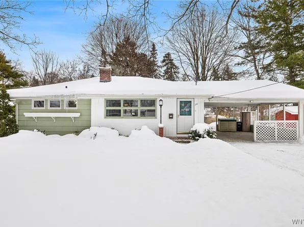 250 S 2nd St, Lewiston, NY 14092