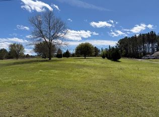 25 N A Broome Rd, Sumrall, MS 39482