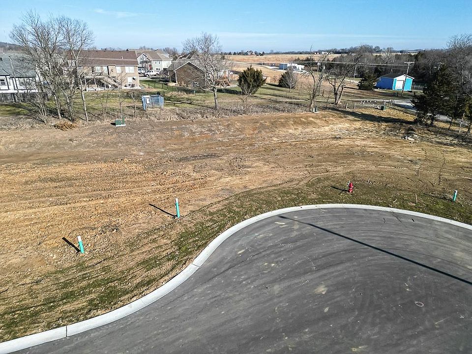 1st image of 5 Stone Creek Ave