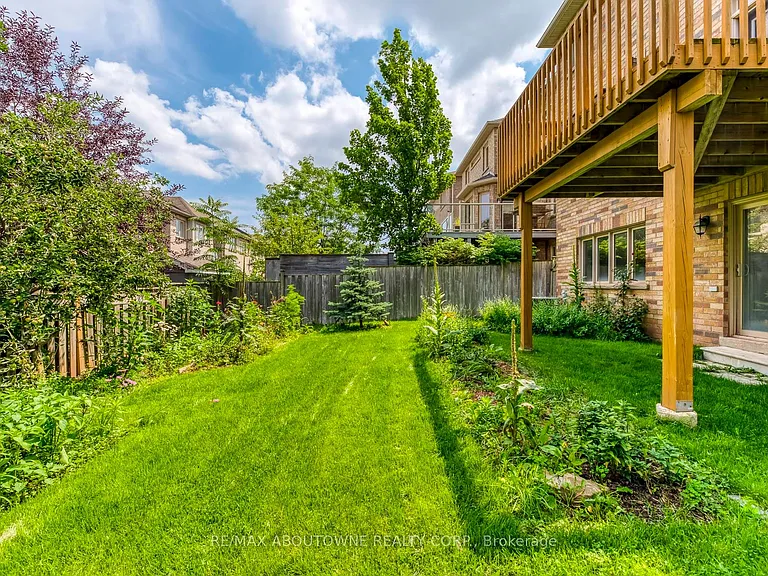2481 Taylorwood Dr — Photo 48