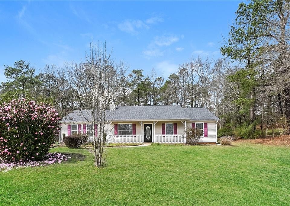 1st image of 40 Brenda Ellen Dr