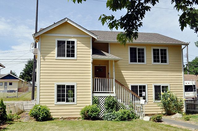 1st image of 2342 S Cushman Ave