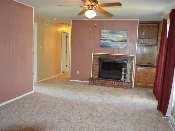 4th image of 112 Belair Dr