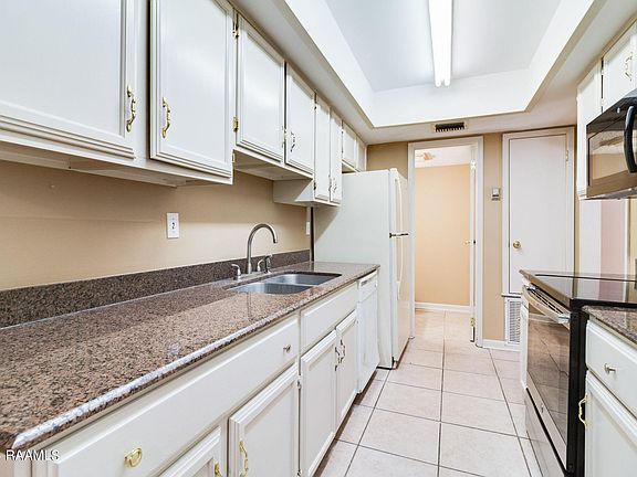 4th image of 101 Wilbourn Blvd APT 104