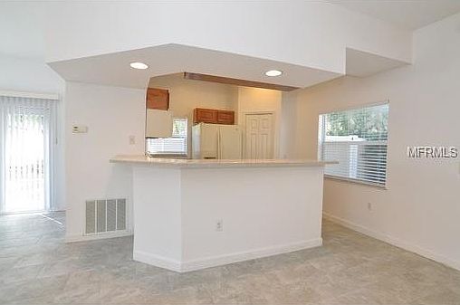5th image of 714 E South St #714
