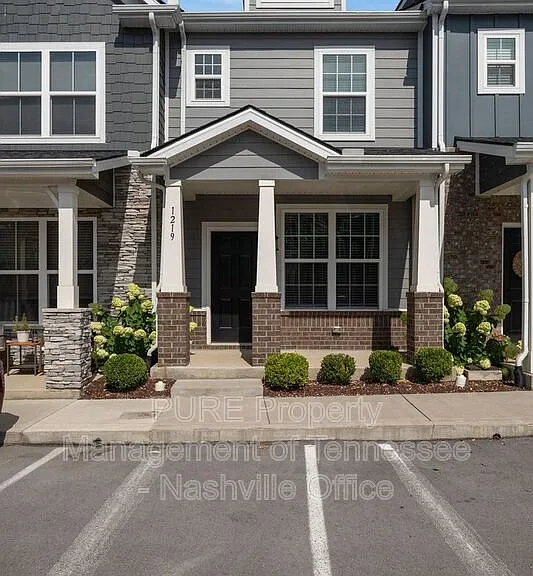 1219 Hope Village Way — Photo 1