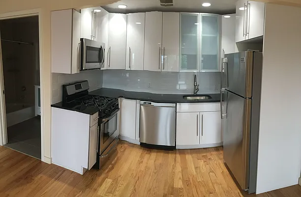 Rented by Sterling Realty Solution Inc | media 29