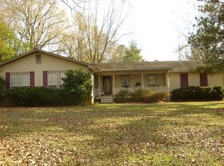 220 Memory Oaks Dr, Raymond, MS 39154