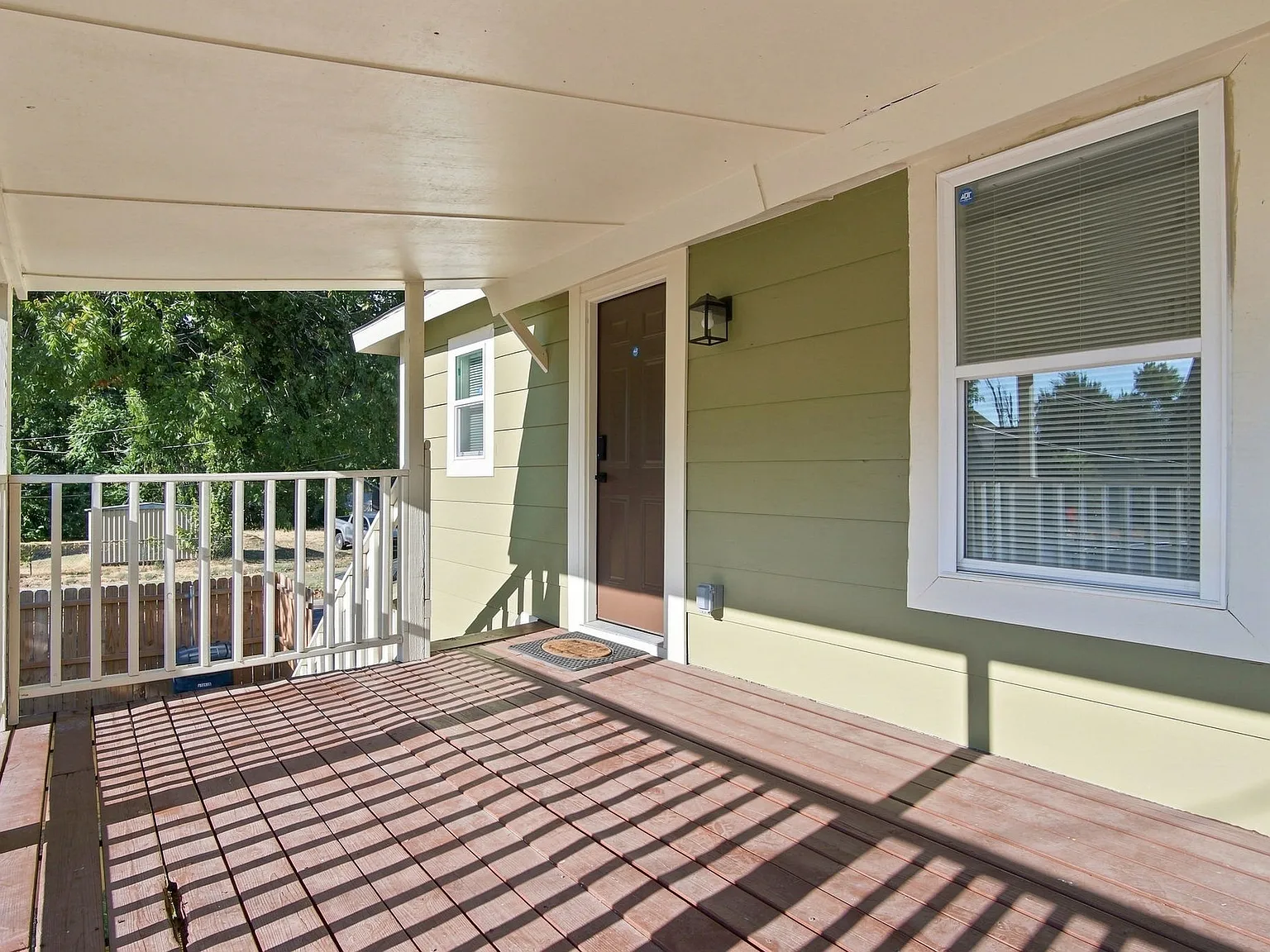 539 N Louisa Ave — Photo 4