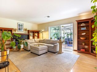 3915 Bayview Cir, Concord, CA 94520