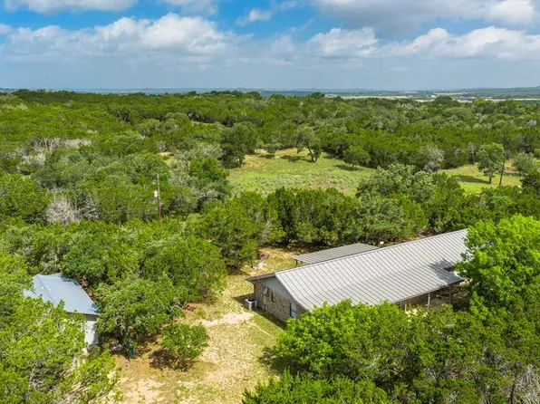 230 Verde Hills Dr, Center Pt, TX 78010