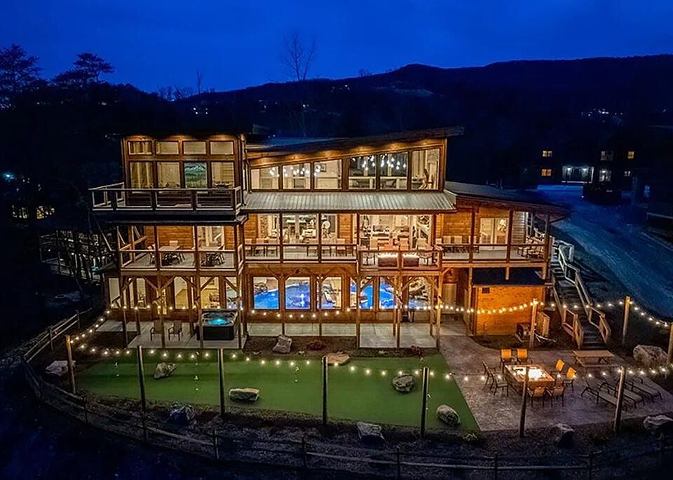 2324 Mimosa Dr, Sevierville, TN 37862 | Zillow