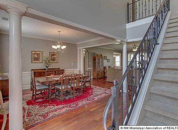 3rd image of 6747 Indigo Lake Dr
