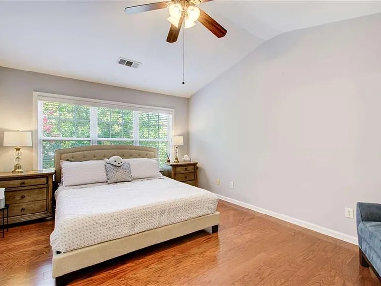 513 Stepney Ct SE — Photo 19