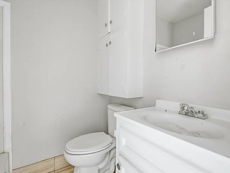 501 Ladd St — Photo 22