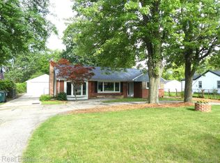 1734 Milverton Dr, Troy, MI