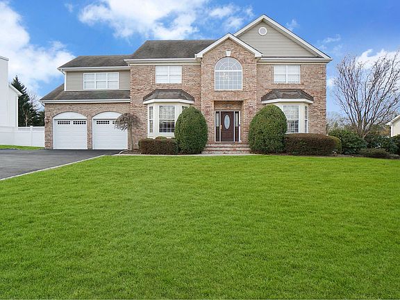 2nd image of 12 Pleasant View Ct