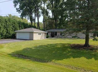 6752 Lee Harbor Ln, Oshkosh, WI 54902