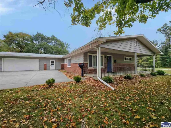 11213 E Us Highway 40, Terre Haute, IN 47803