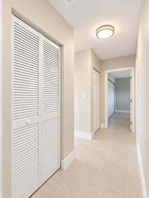 1017 SE 22nd Ave APT 201, photo 5