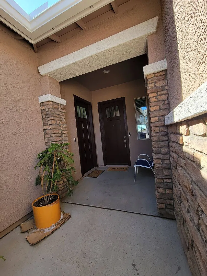 Newly Built Next Generation Full Suite Casita All Utilities Included — Photo 2
