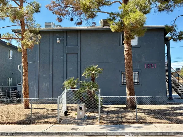 1521 Cobb Ln, Las Vegas, NV 89101