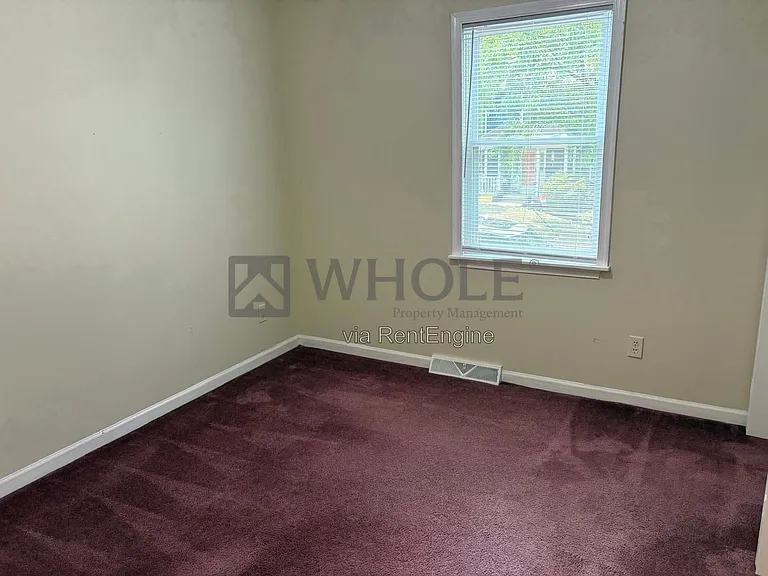 386 Wildwood Ct — Photo 10