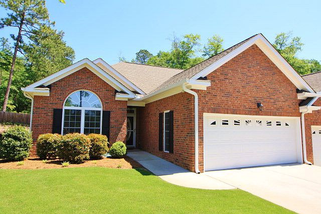 1st image of 130 Lynn Drive