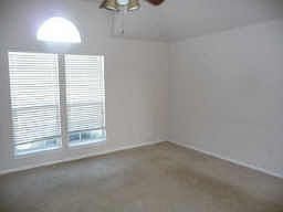 5th image of 108 Inglewood Dr