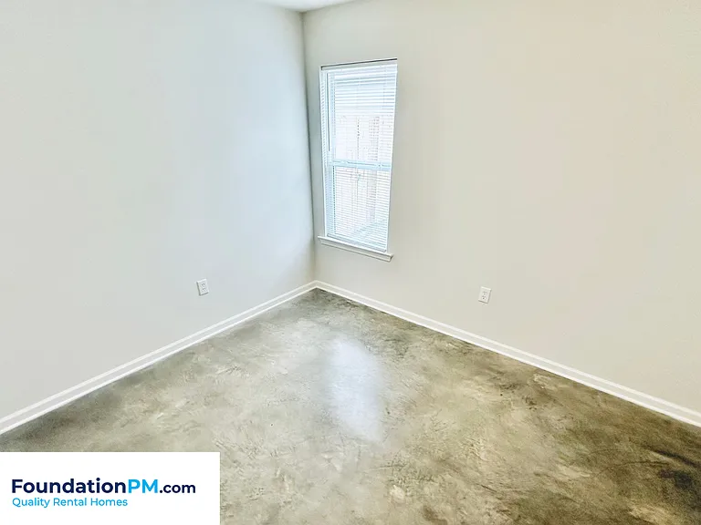 307 Westree St — Photo 8