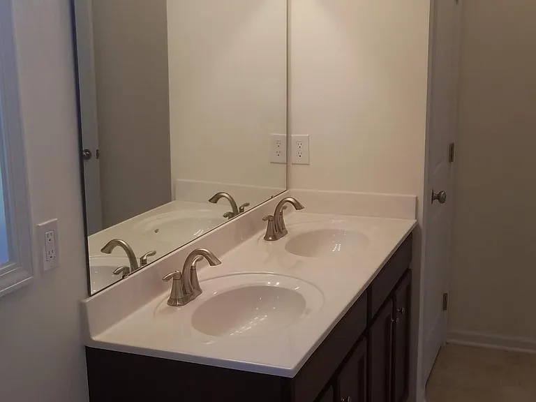 112 Oak Meadow Ln — Photo 46