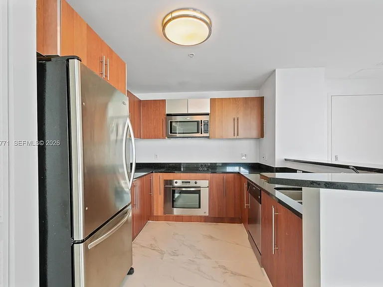 300 S Biscayne Blvd #T-3010 — Photo 7