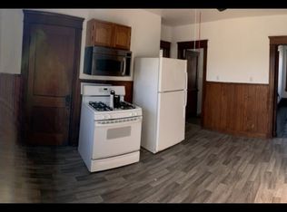 219 Avenue C FLOOR 3, Woonsocket, RI 02895