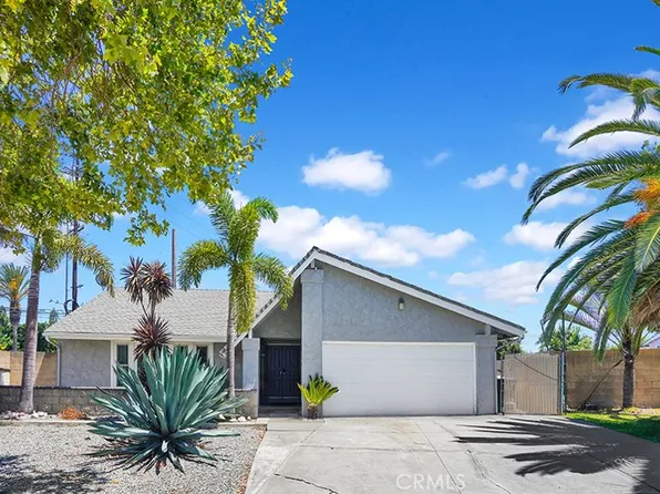 902 W Alpine Ave, Santa Ana, CA 92707