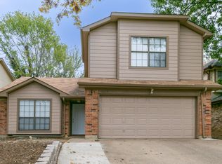 2239 Turf Club Dr, Arlington, TX 76017