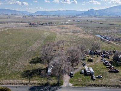 8749 Spring Lake Rd, Klamath Falls, OR, 97603