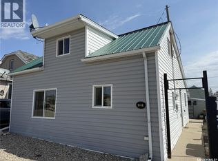 233 Central Ave, Montmartre, SK S0G3M0