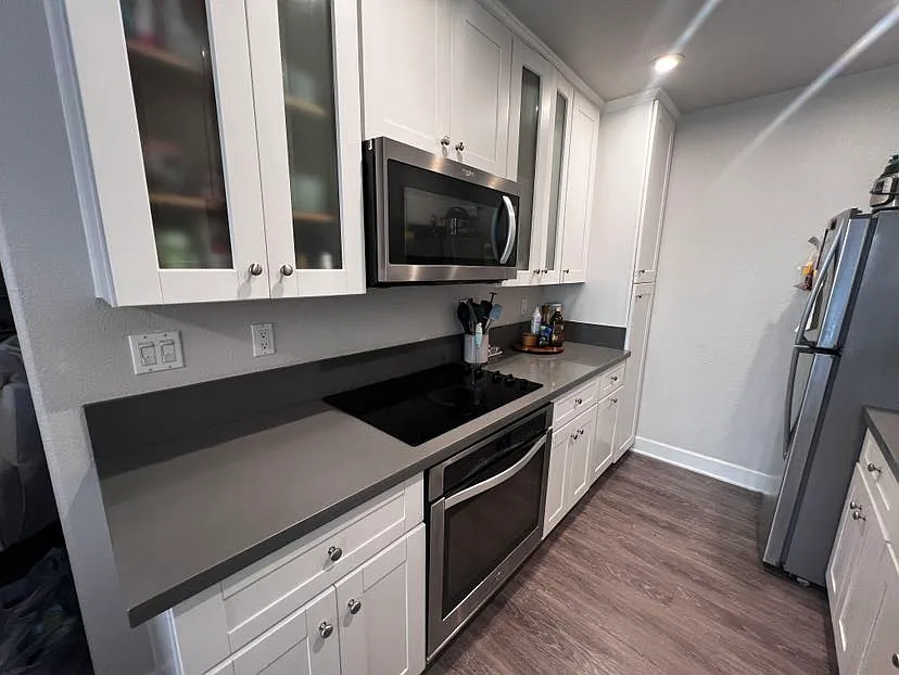 1 bed, 691 sqft, $2,580 — Photo 2