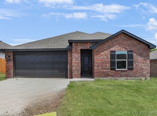 2112 E Urbana St, Tulsa, OK 74127