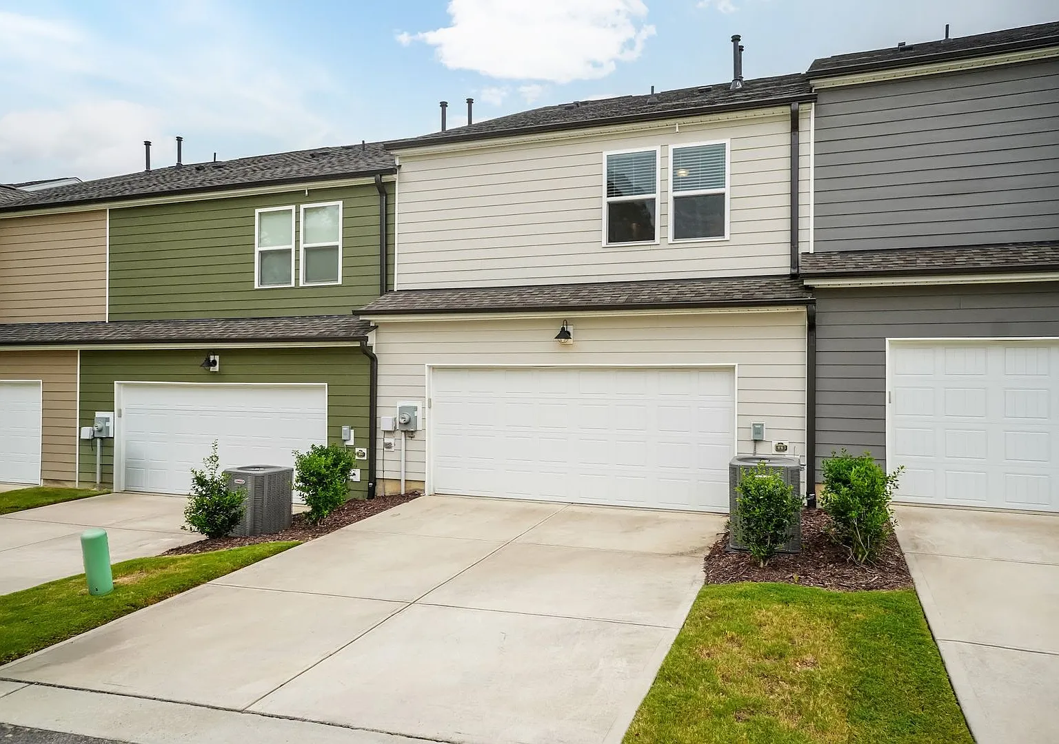 Three Bedroom Home — Photo 4
