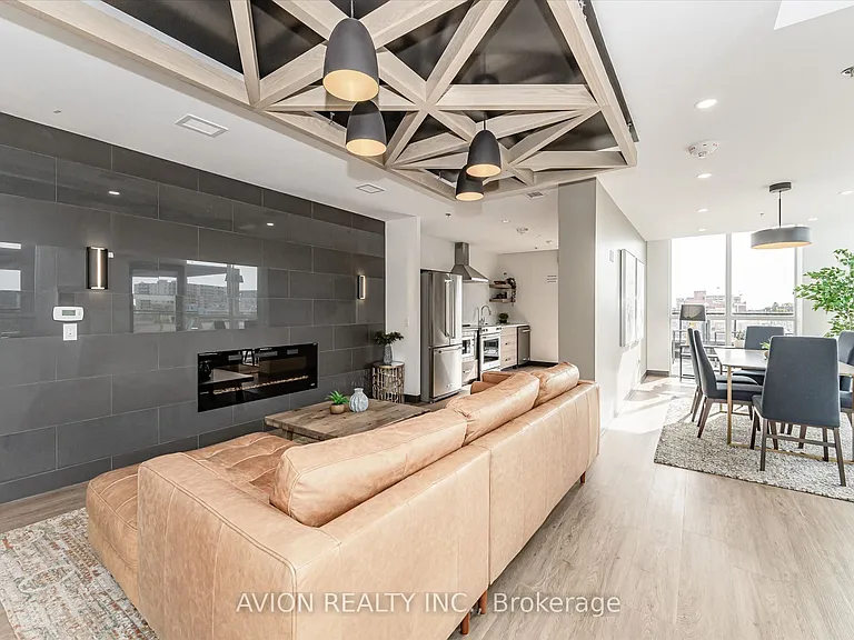 60 Charles St W #1602 — Photo 42