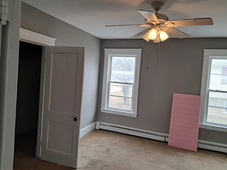 146 Charlton St #1 — Photo 20