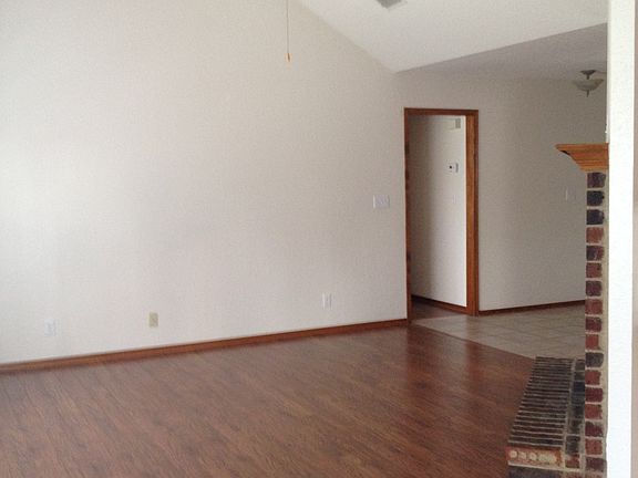 2nd image of 1112 E 132nd Pl
